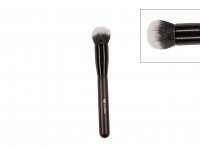 FOUNDATION BRUSH