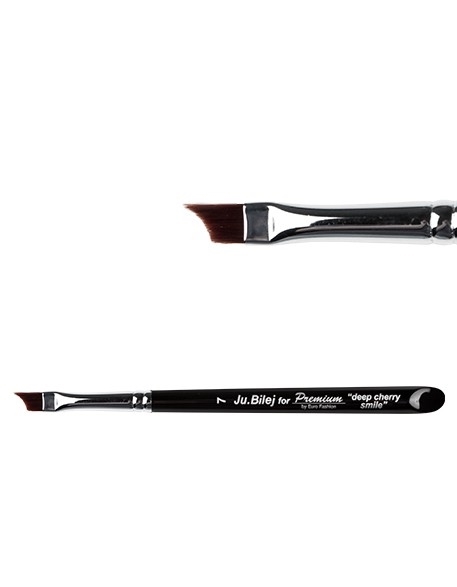 JU.BILEJ &quot;DEEP CHERRY SMILE&quot; 7 BRUSH FOR PREMIUM BY EUROFASHION