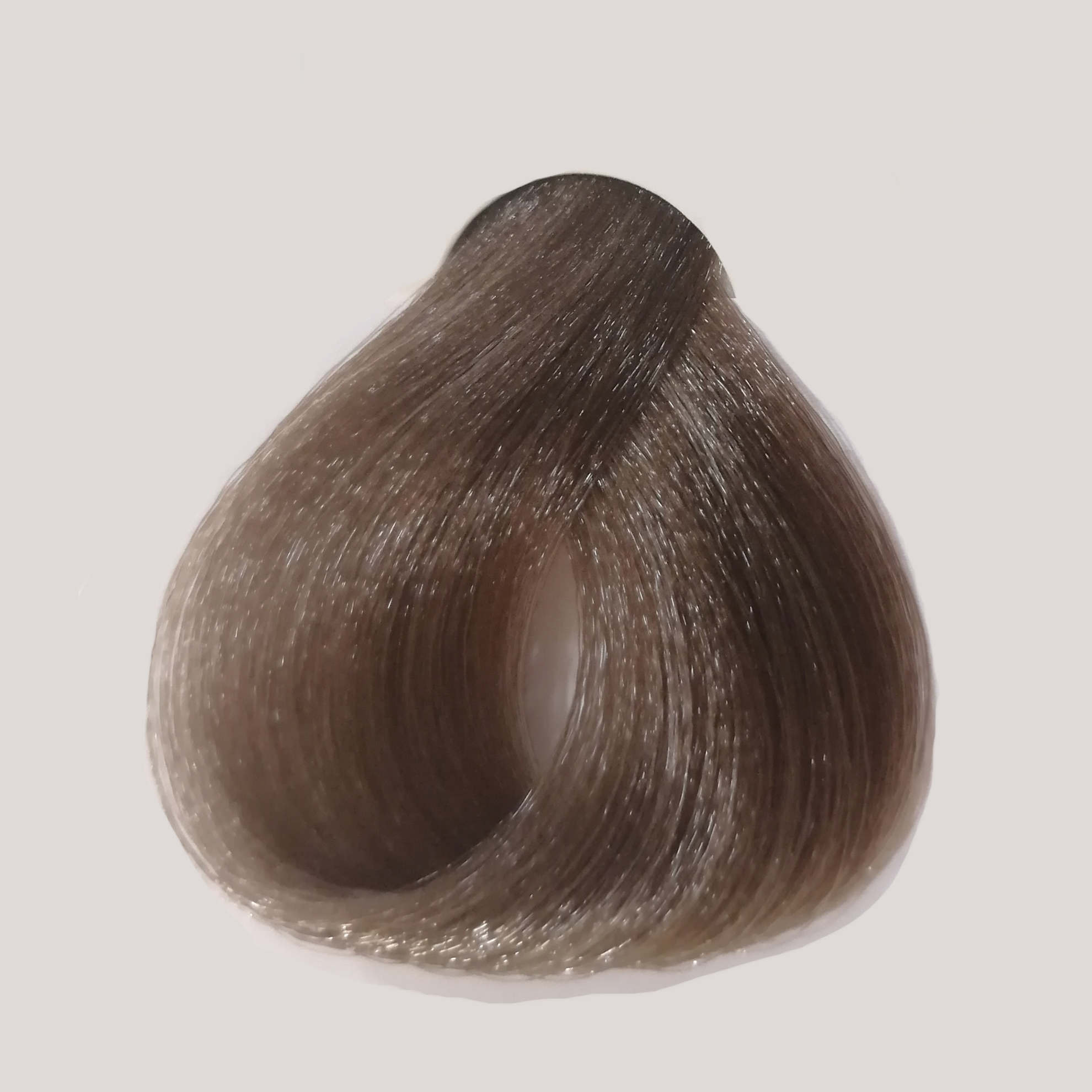 8.01 - Light Ash Natural Blond