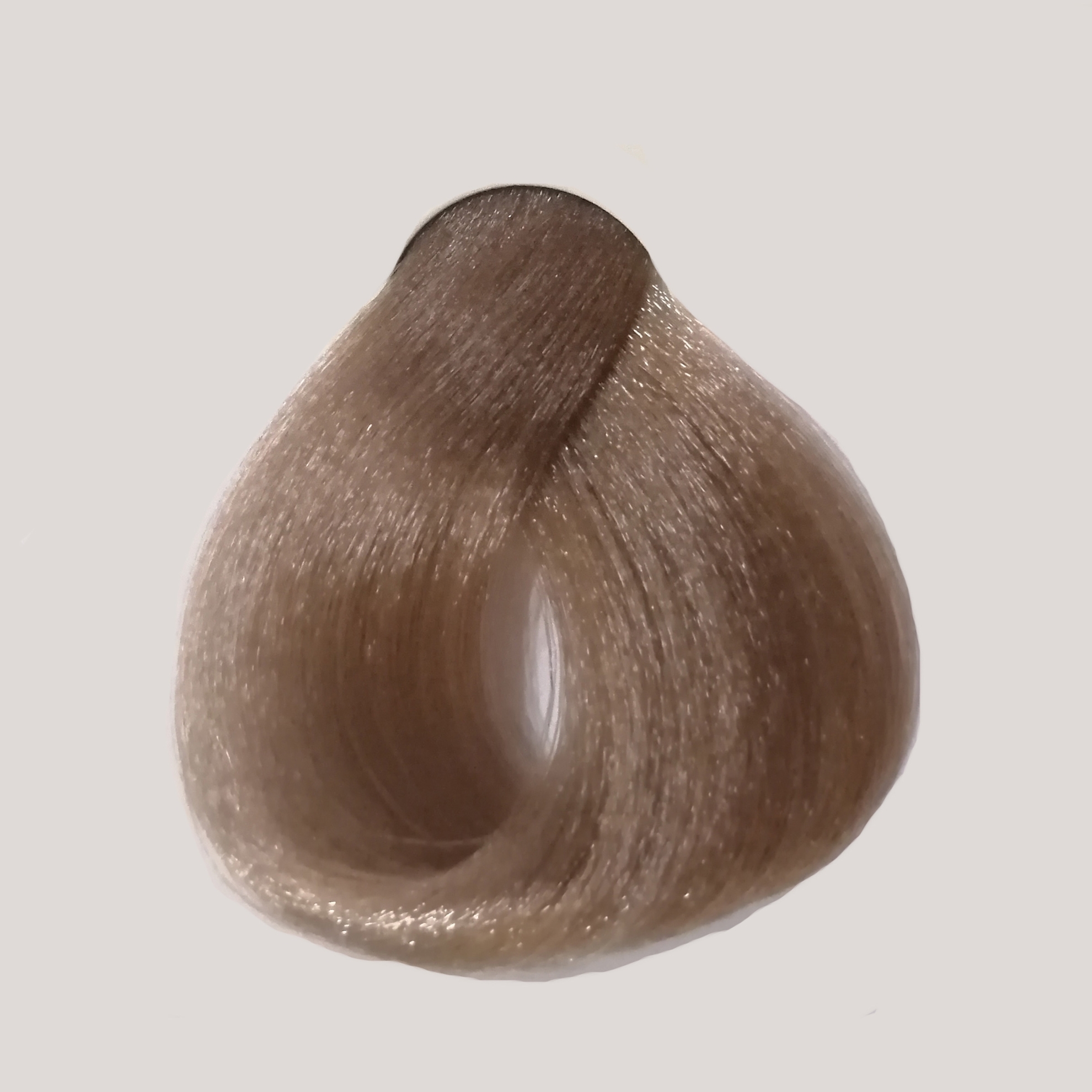 9.01 - Very Light Ash Natural Blond