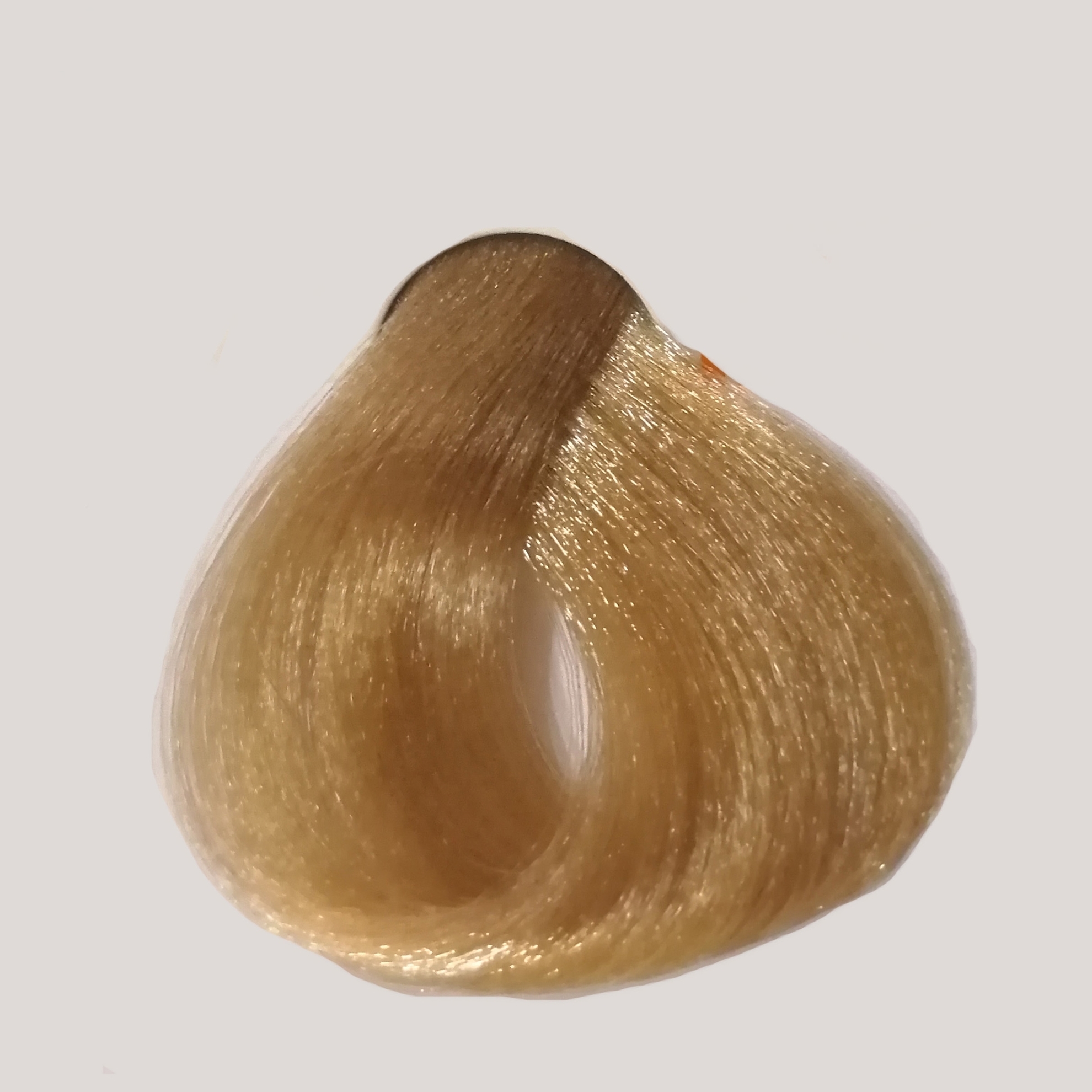 9.3 - Very Light Golden Blond