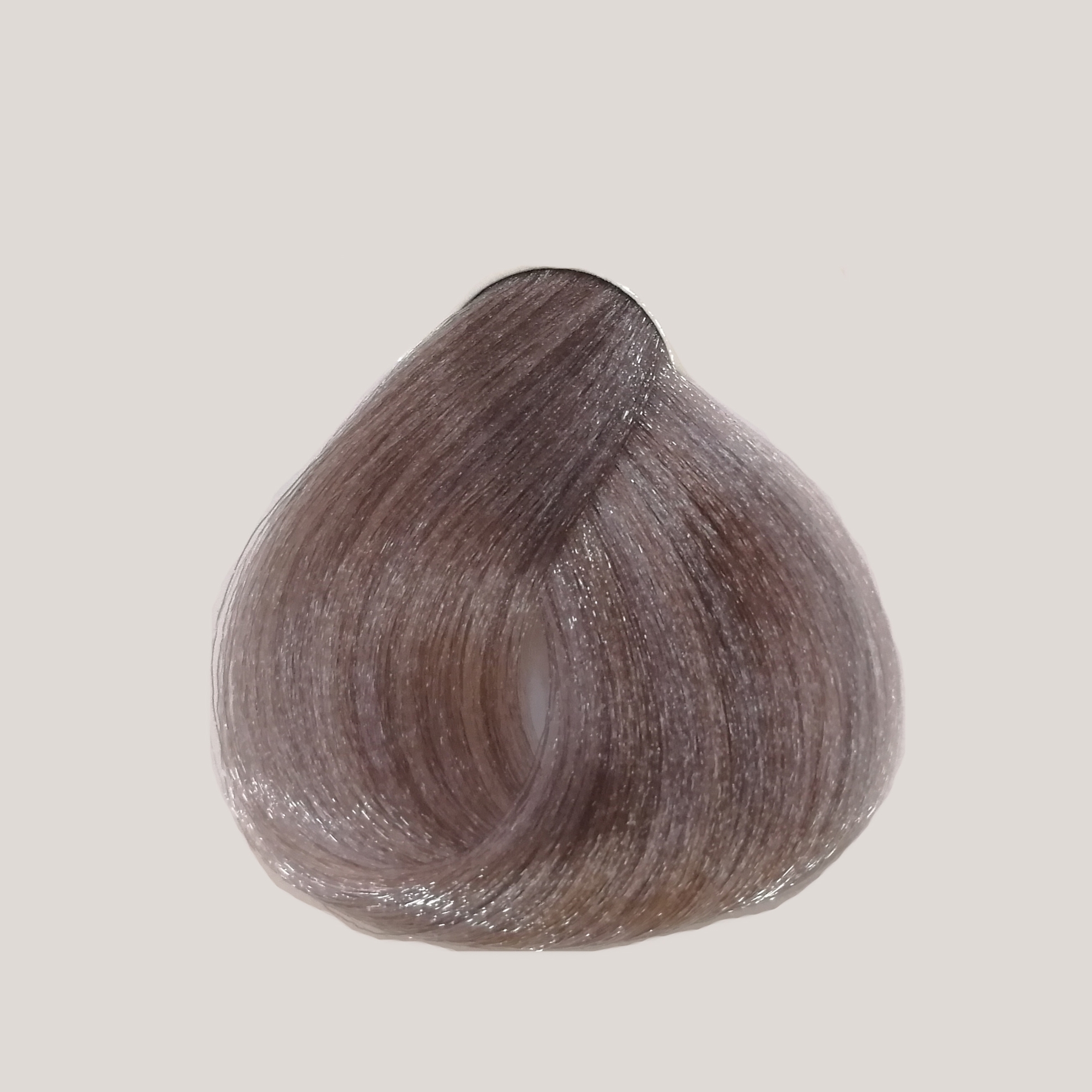 10.21 - Platinum Irise Ash Blonde