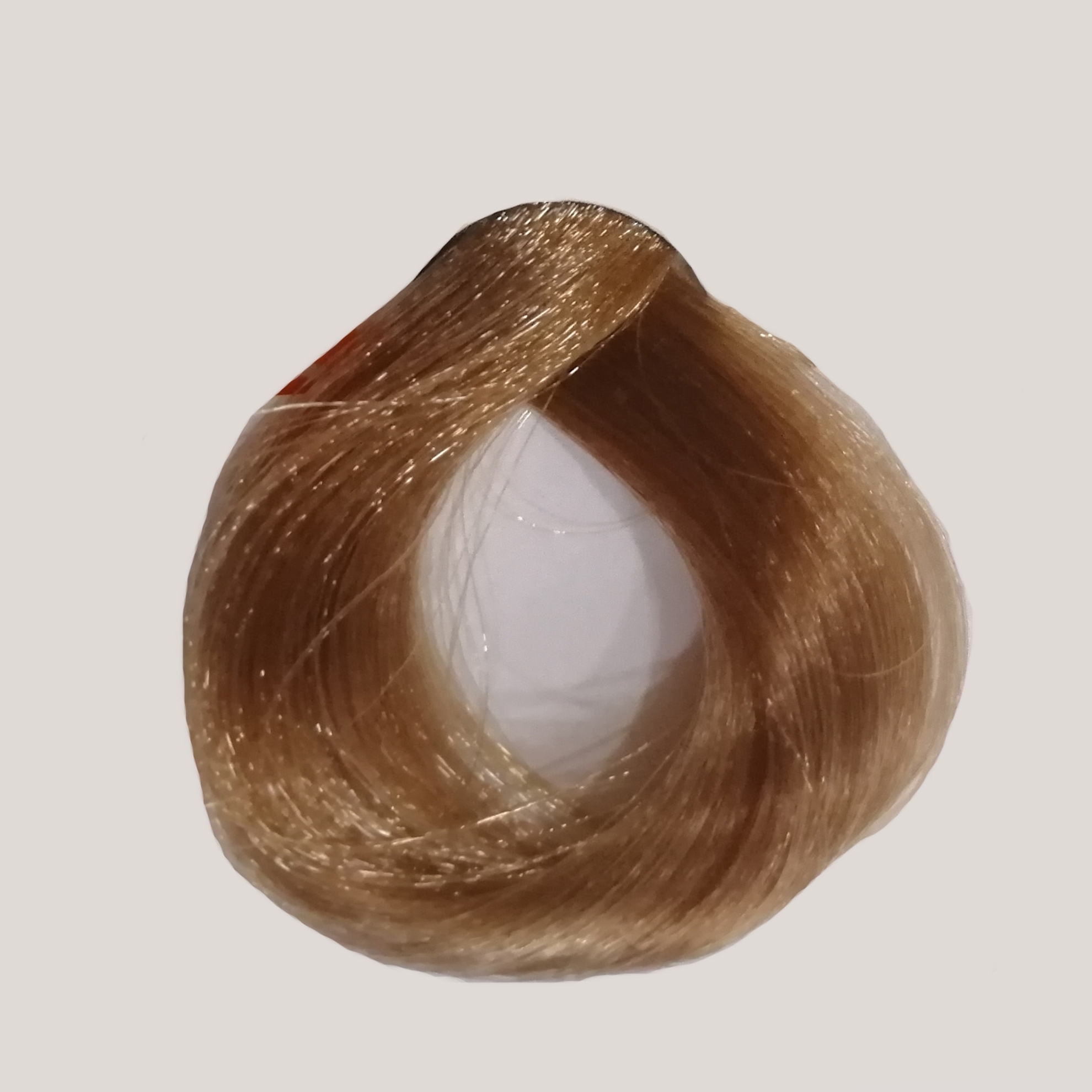 9.73 - Very Light Hazelnut Blond