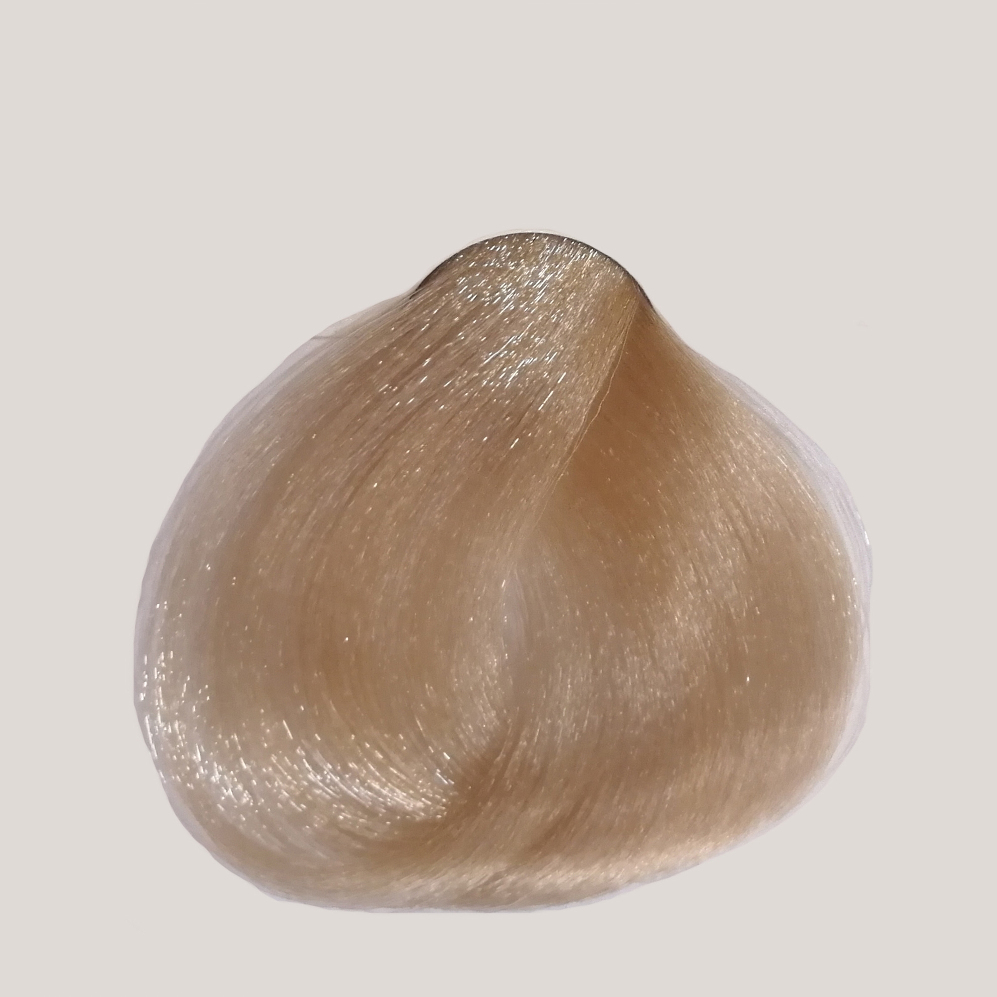 11.13 - Pearl Platinum Blond