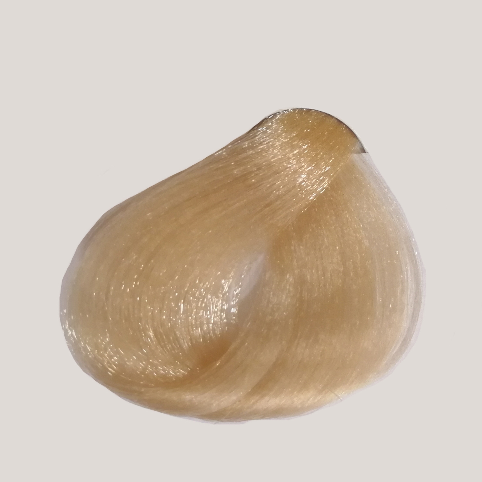 12.03 - Extreme Golden Blond