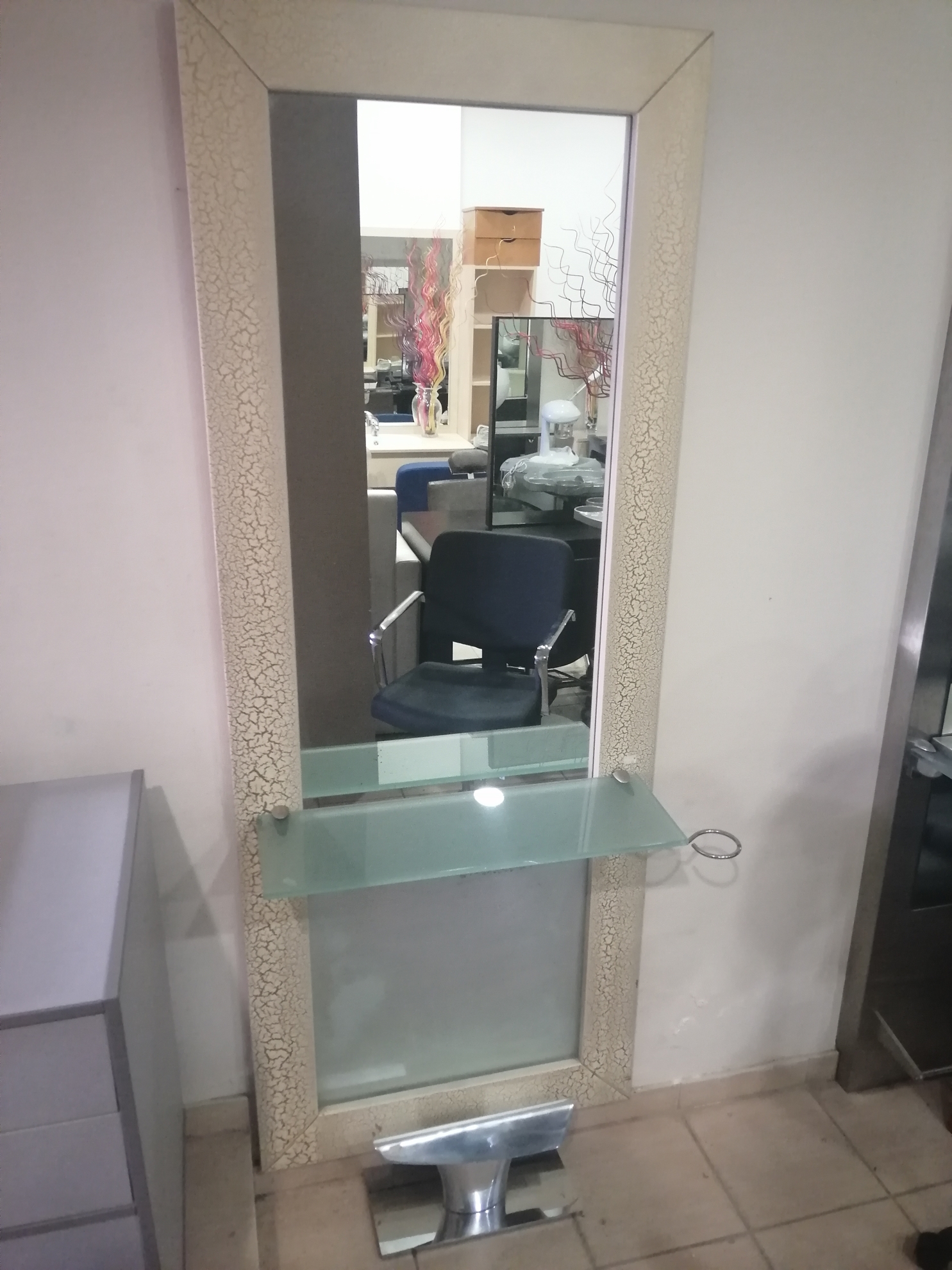 ΤΟΥΑΛΕΤΑ ΚΟΡΝΙΖΑ ΚΡΑΚΕΛΛΕ